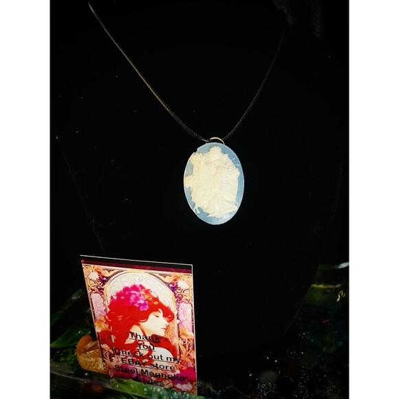 Steel Magnolia Styles Jewelry - Steel Magnolia Styles Artisan Fairy White & Blue Cameo Choker 15-17"